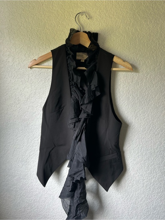 Elizabeth and James Tops - Elizabeth and James Black Ruffle-Neck Vest